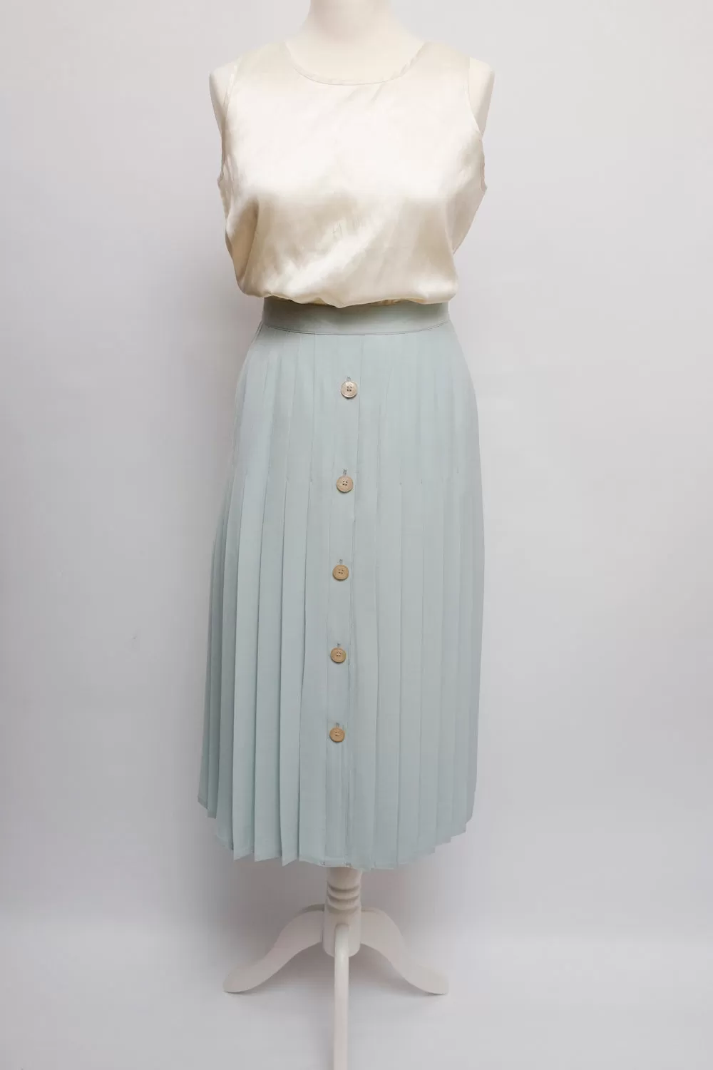 0015_PLEATED PALE BLUE MIDI SKIRT