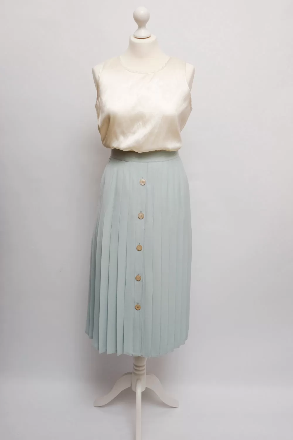 0015_PLEATED PALE BLUE MIDI SKIRT