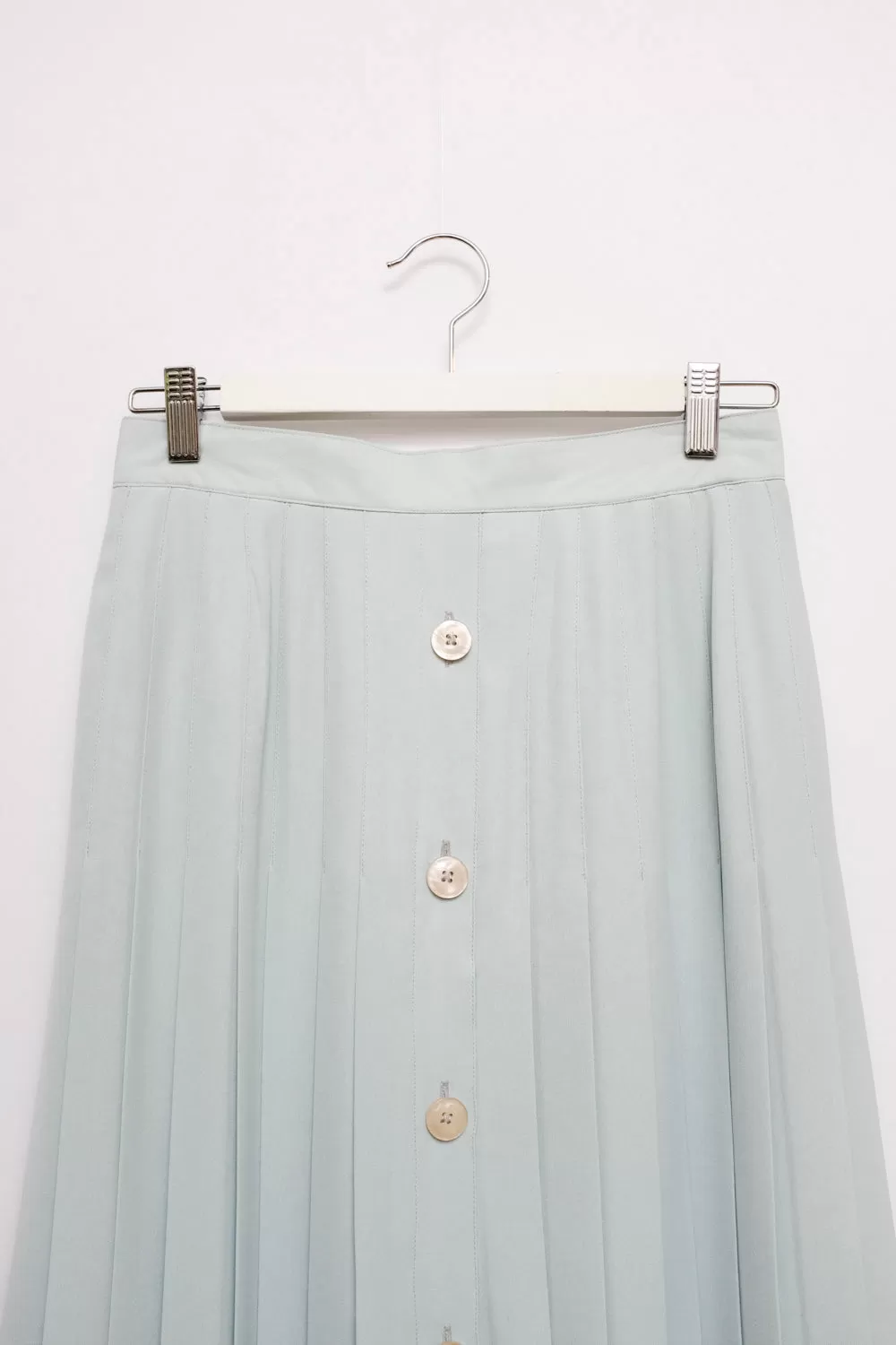 0015_PLEATED PALE BLUE MIDI SKIRT