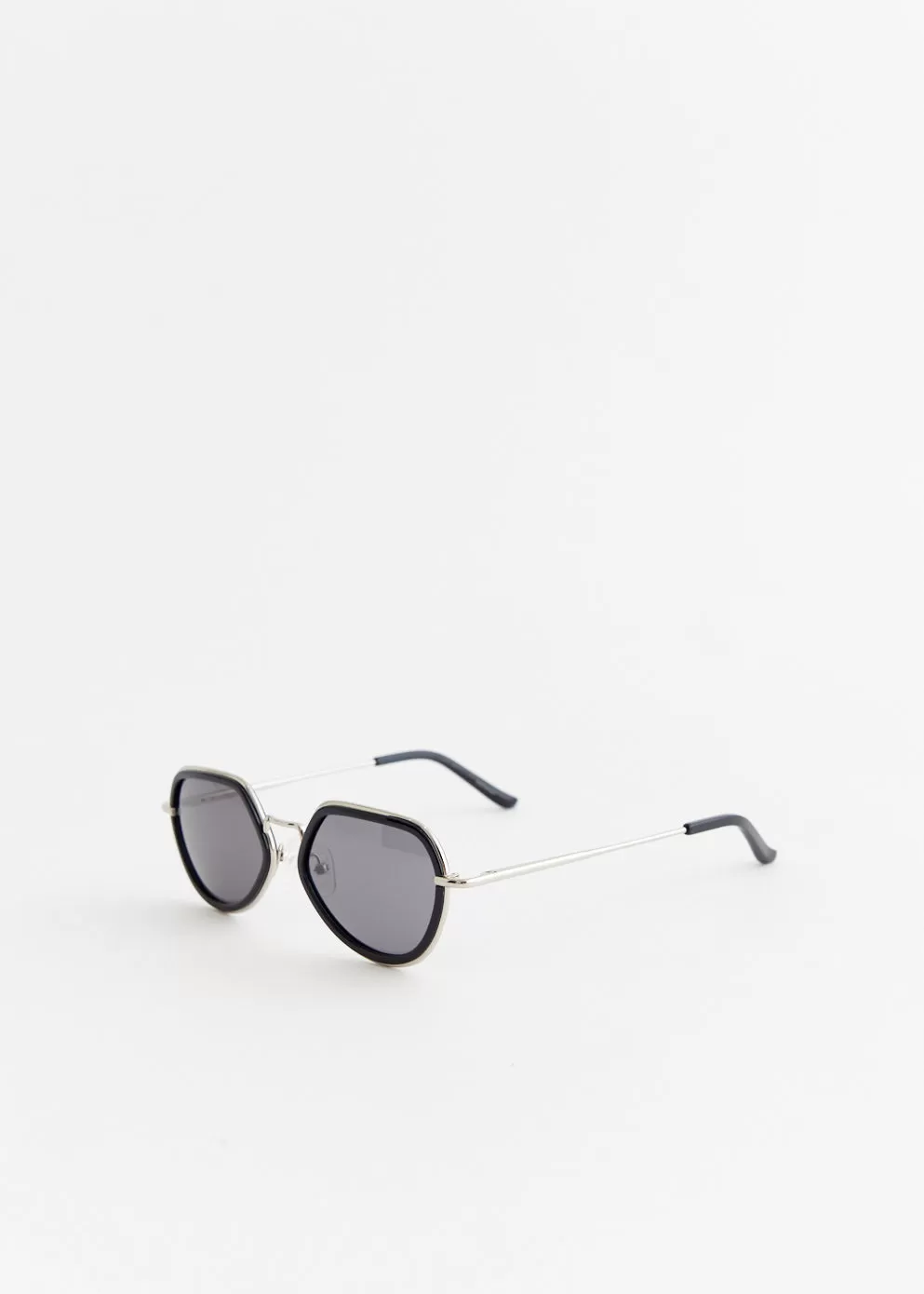 186 C1 Angular Sunglasses