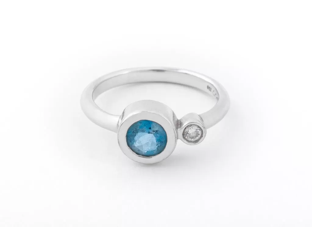 18K White Gold Aquamarine Diamond Ring