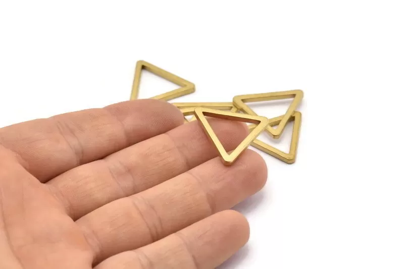 24mm Triangle Charm - 12 Raw Brass Triangles (24x2mm) D0015