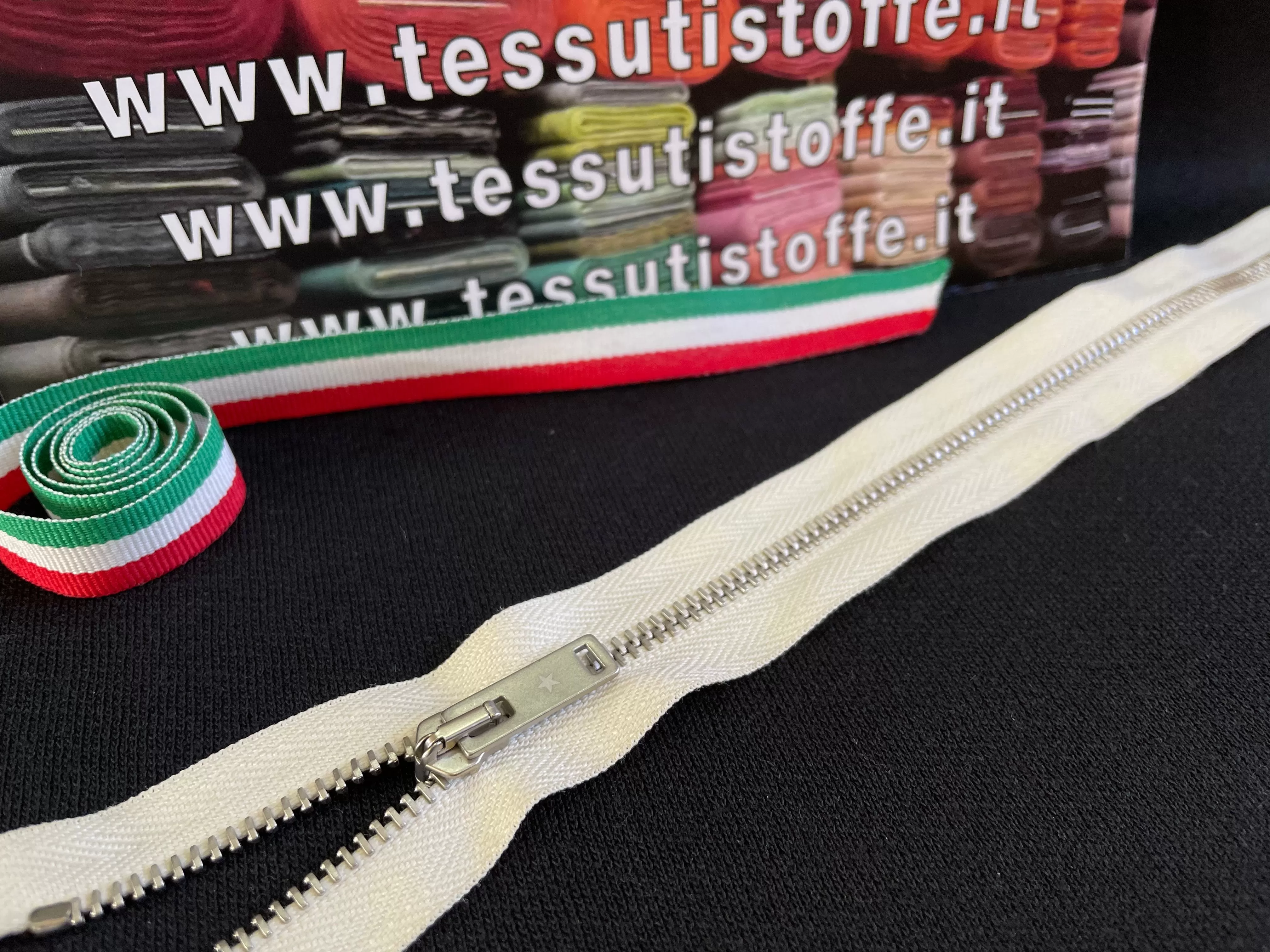 Cerniera Fissa Con Cursore A Stella 30 cm Bianco Panna