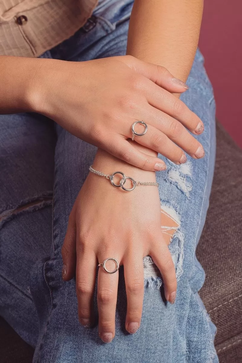 Forever Connected Chain Ring