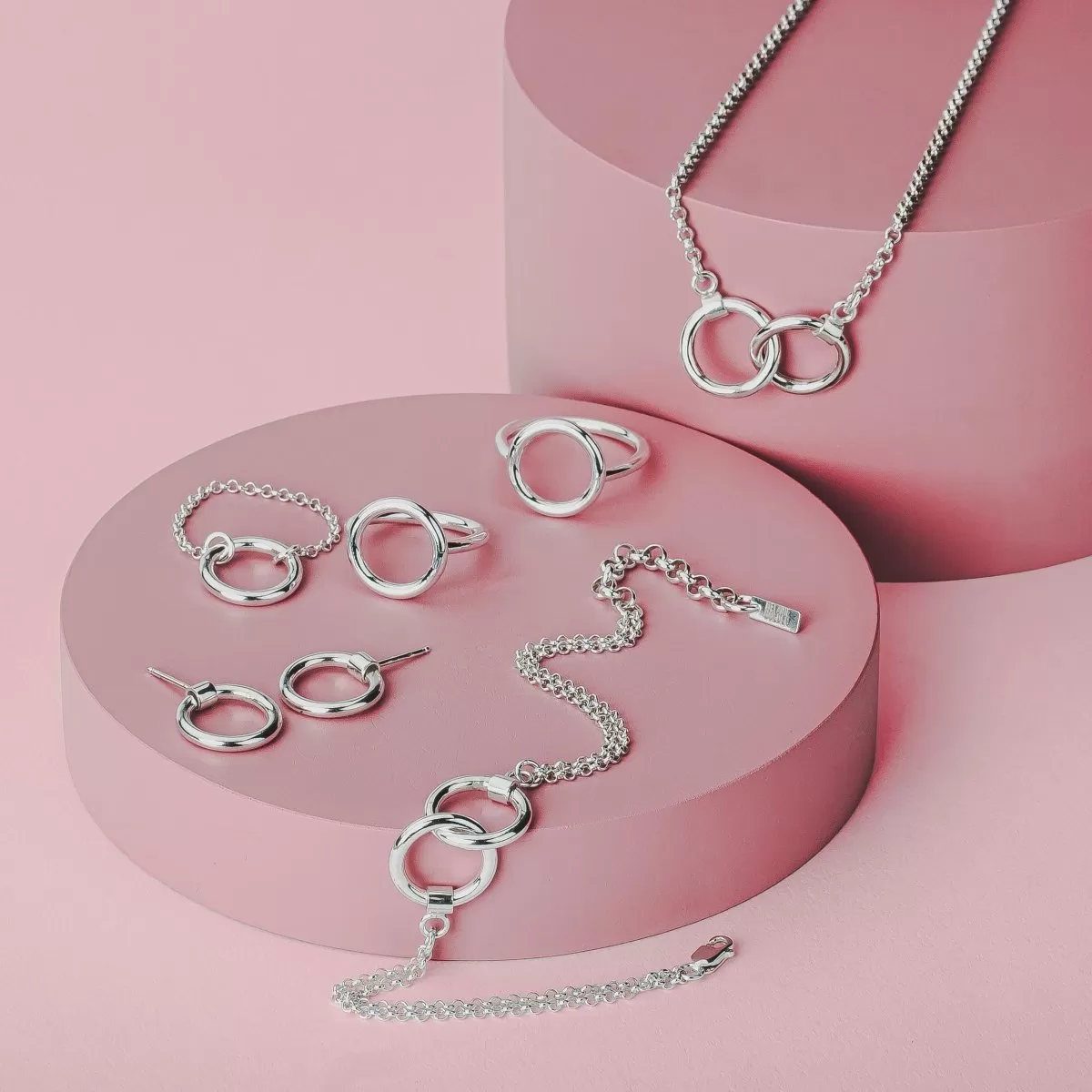 Forever Connected Chain Ring