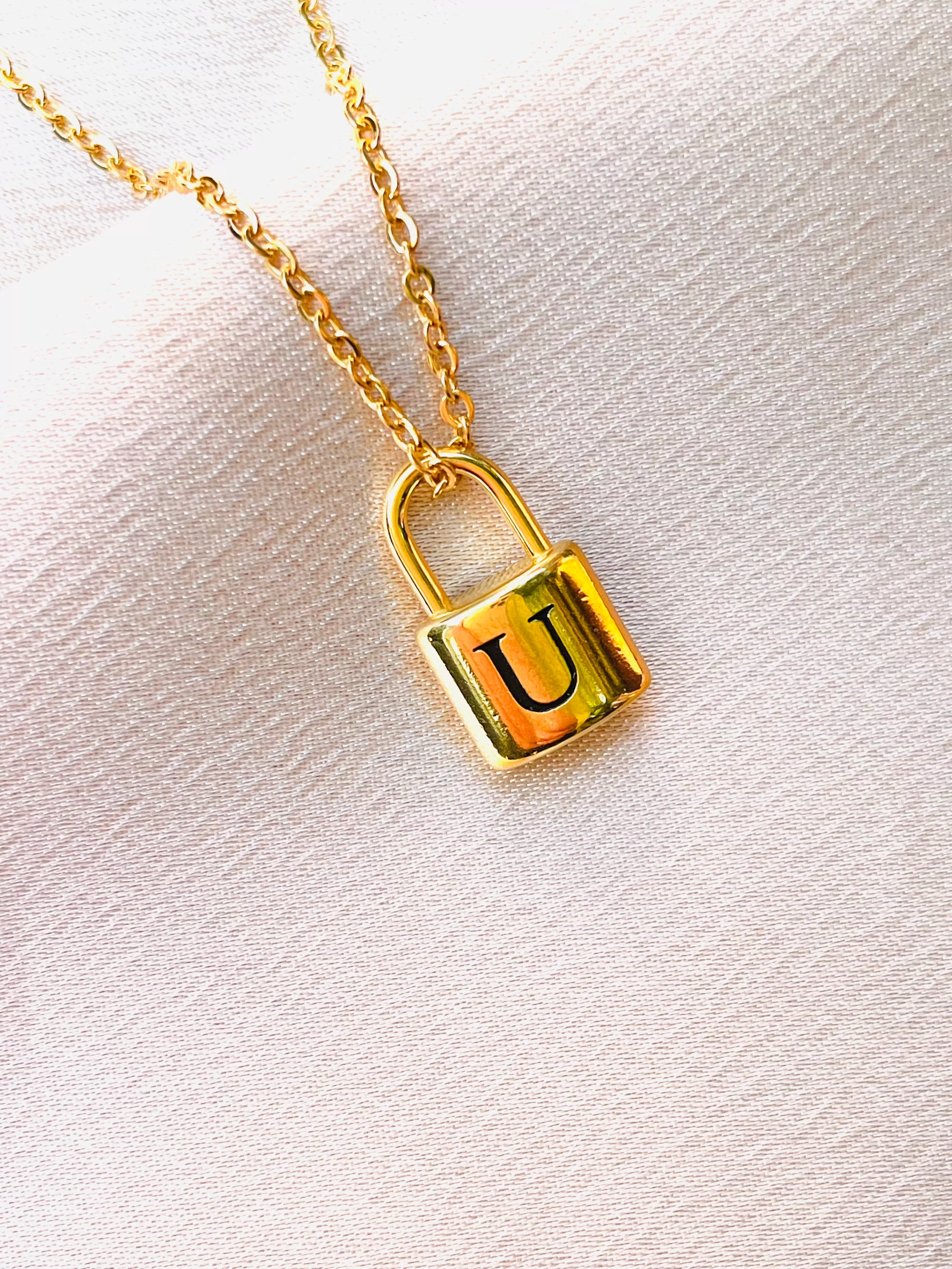 Initial letter necklace,gold chain,lock#-0769SSN-07