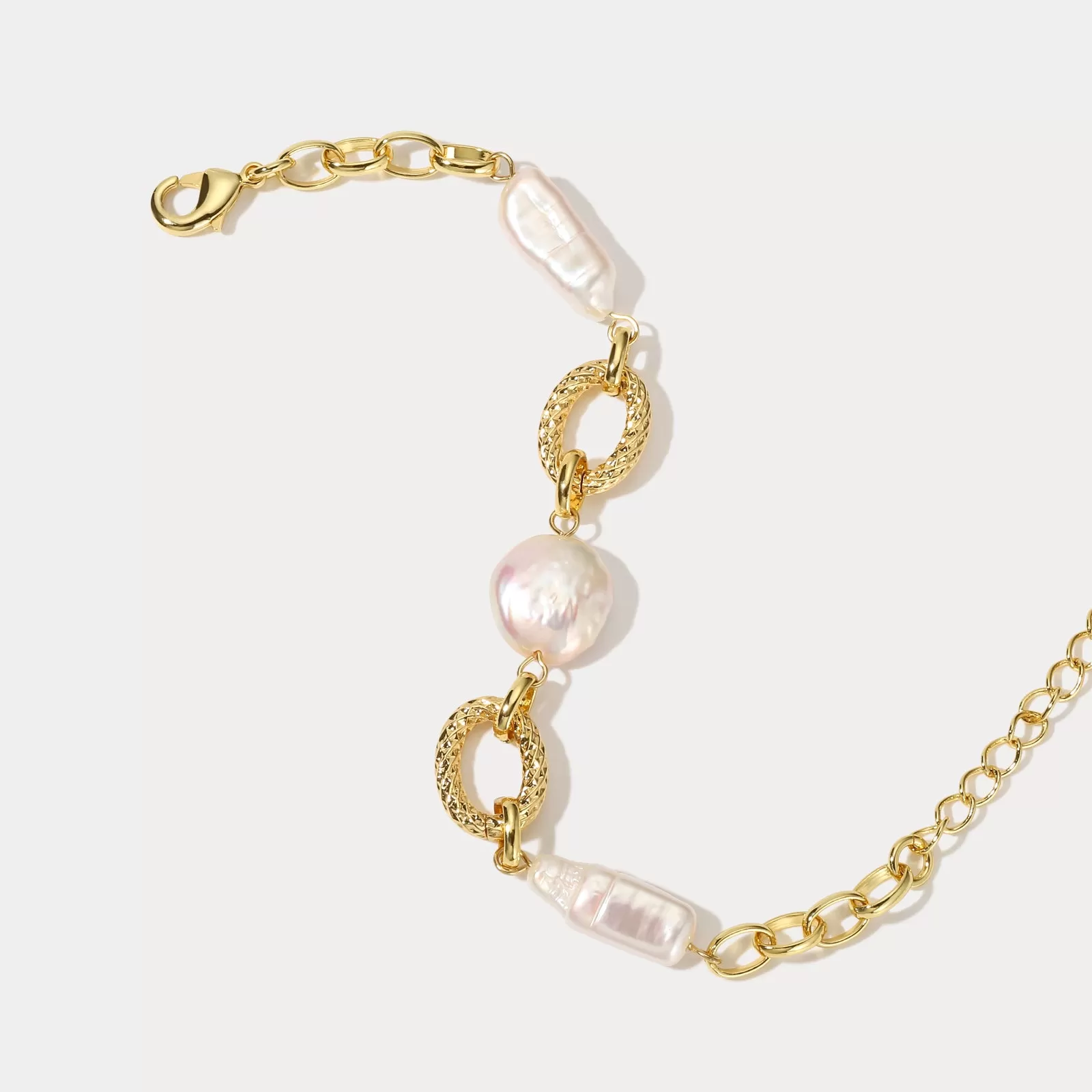 Pearl Hollow Bracelet